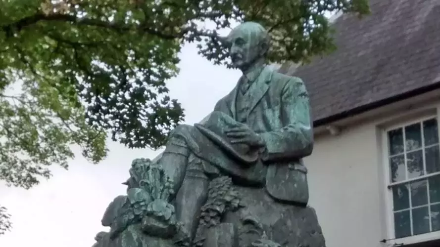 Thomas Hardy statue from Dorchester