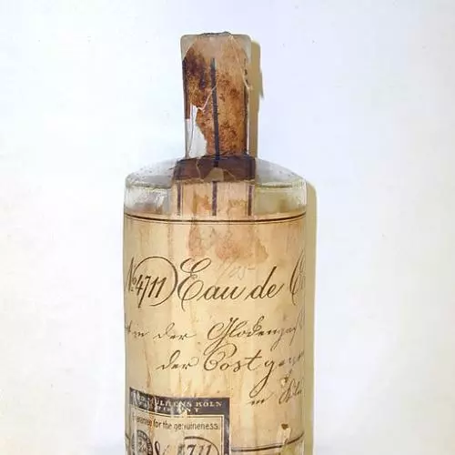 1885 molanus flasche