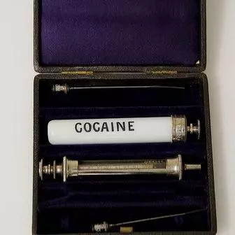 Cocaine syringe